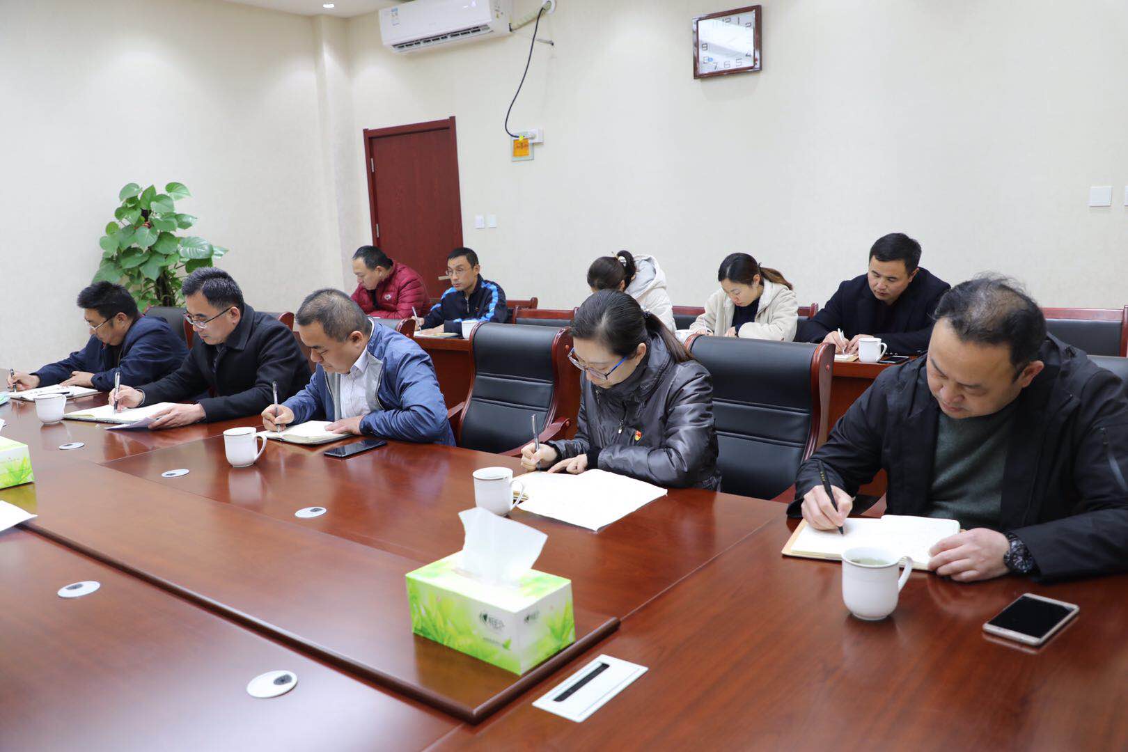 开发区管委会主任袁长奎,党工委委员王宝明,经发局,党政办,审批局