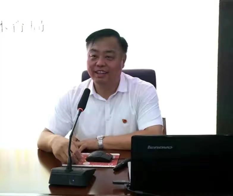 长清区教体局党组成员王培震.jpg