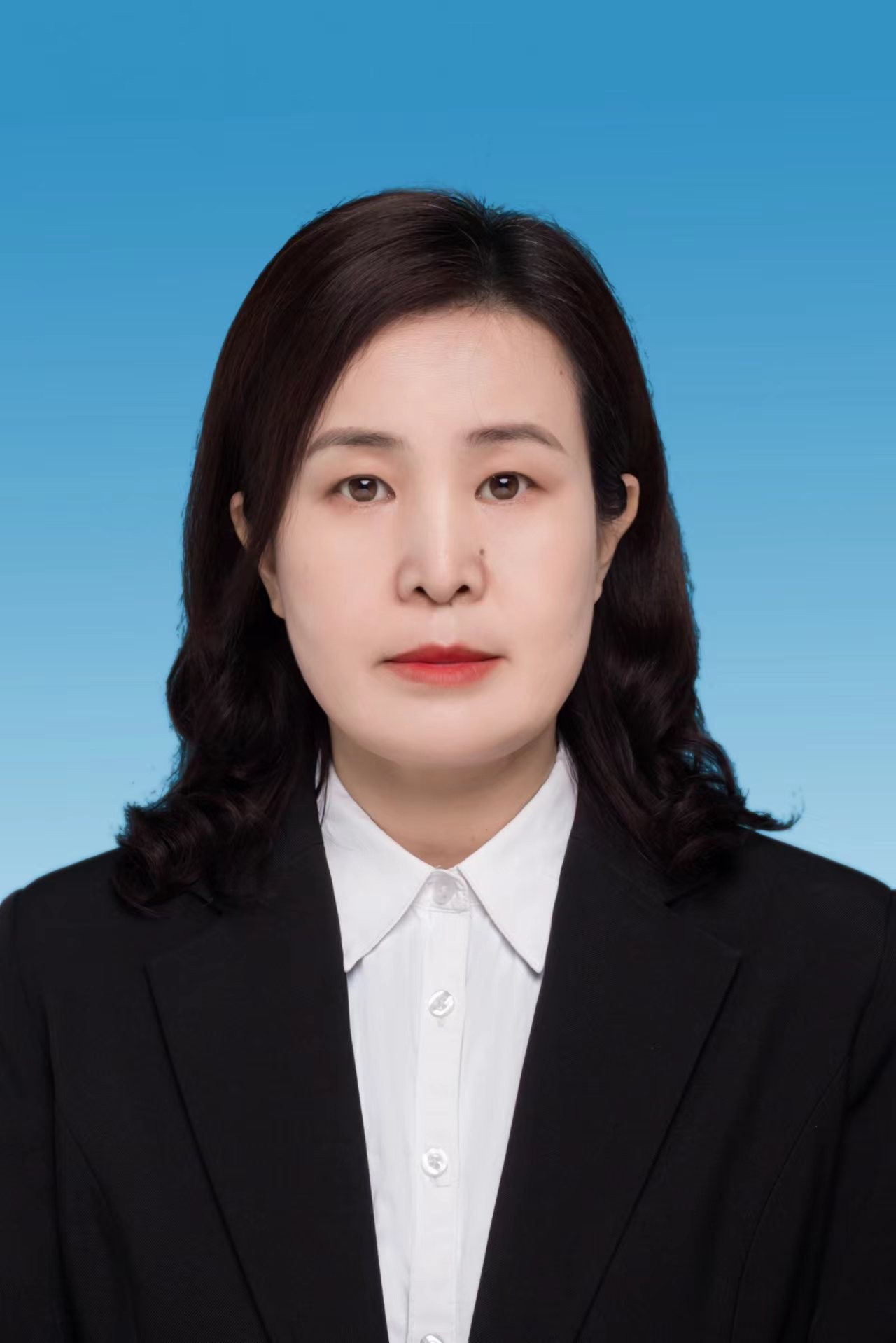 邢菊.jpg